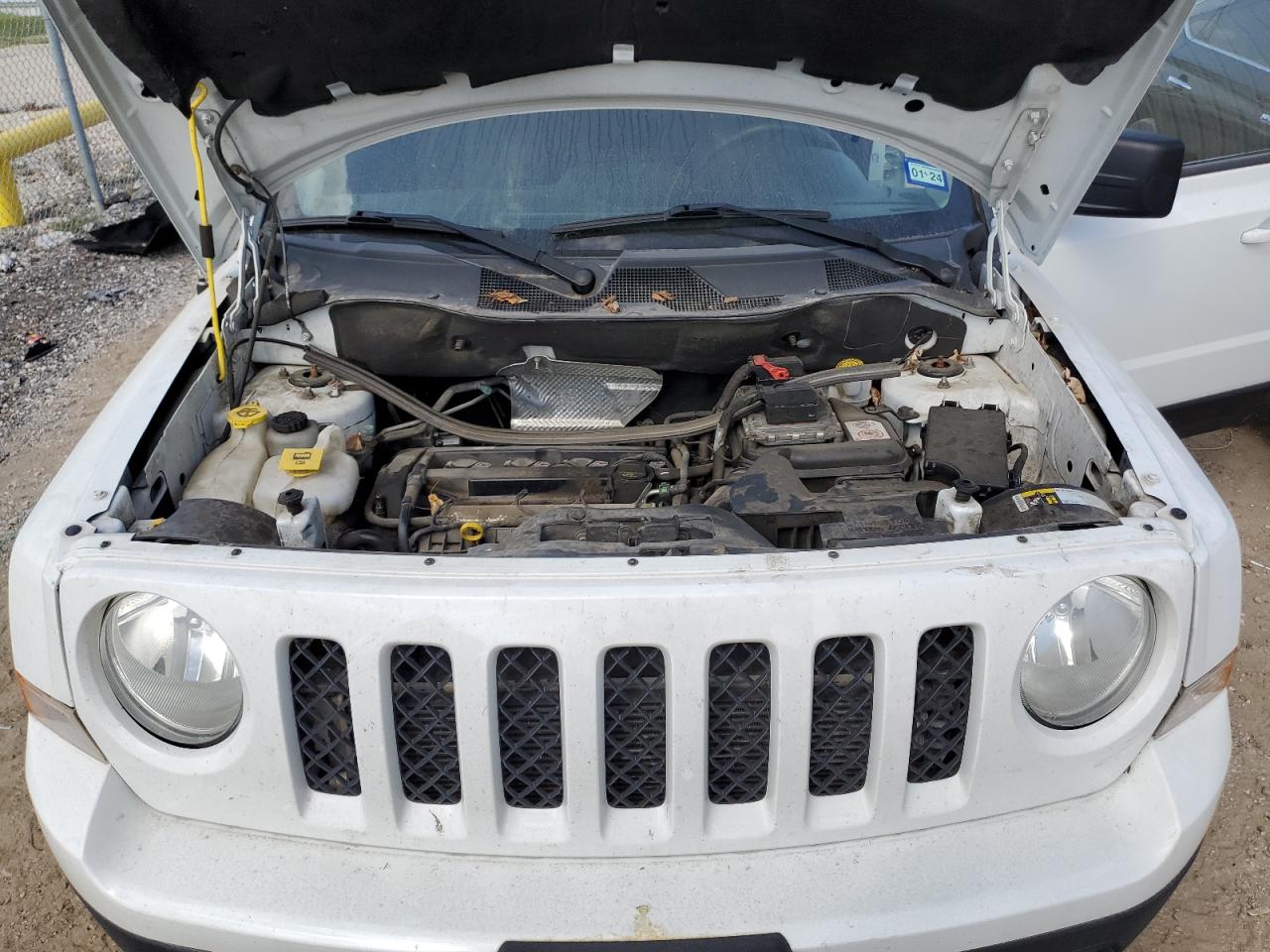 1C4NJPBB3FD304807 2015 Jeep Patriot Sport