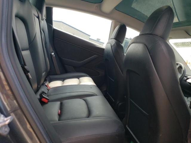 5YJ3E1EB3JF091055 Tesla MODEL 3