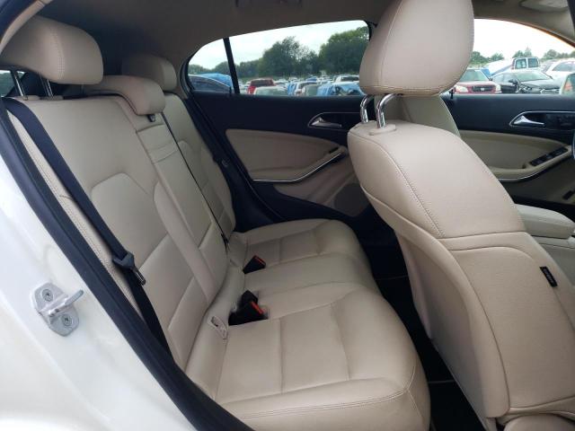 WDCTG4EB4FJ127471 Mercedes-Benz GLA 250
