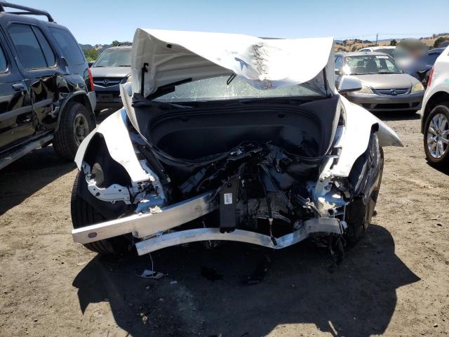 5YJ3E1EA3PF458228 Tesla MODEL 3