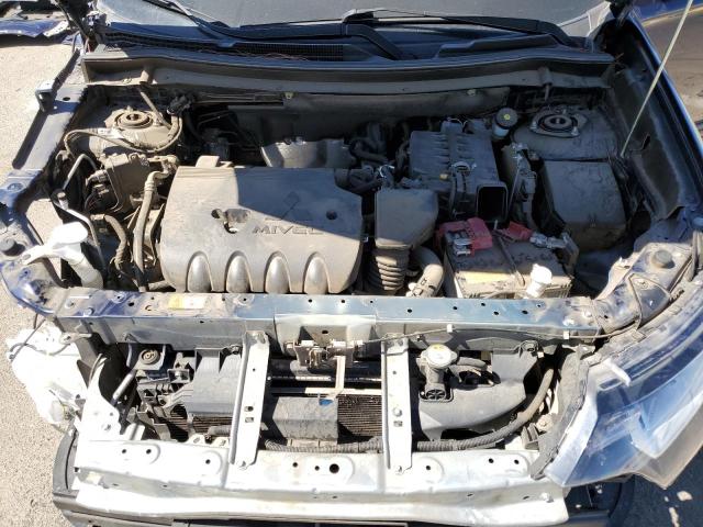 JA4AD3A39JZ018877 Mitsubishi Outlander Se