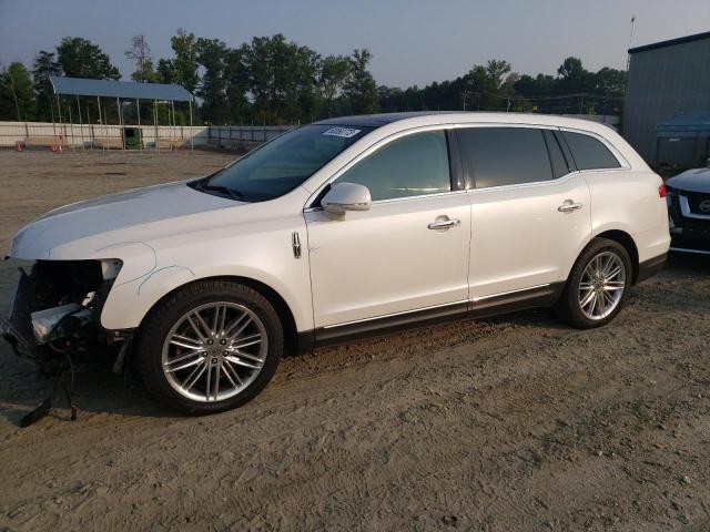 2016 Lincoln MKT 