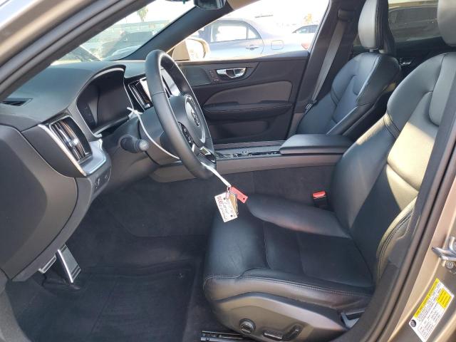 7JR102FKXKG010314 Volvo S60 T5 Momentum
