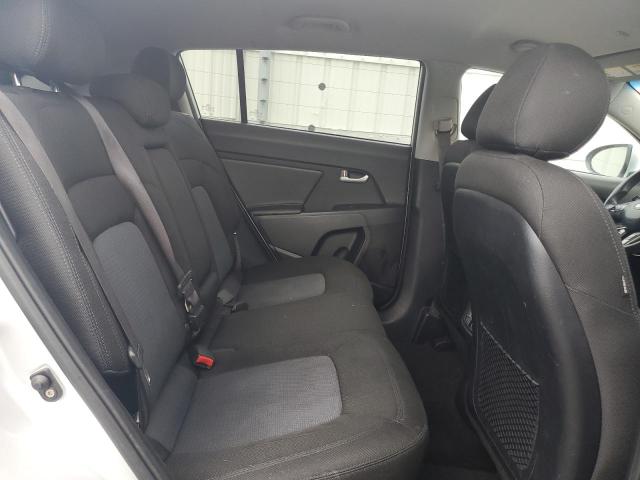KNDPBCAC4F7714362 KIA Sportage Lx