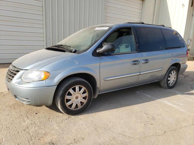 2005 Chrysler Town & Country Touring