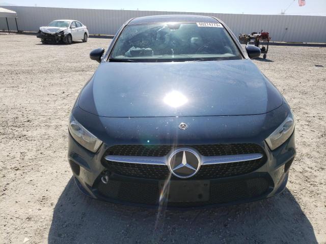 W1K3G4EB0LJ239398 Mercedes-Benz A 220