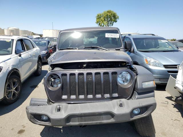 1C4HJXDG0JW165755 Jeep Wrangler Unlimited Sport