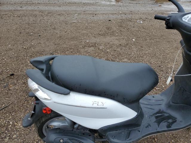 2009 PIAGGIO FLY 50 - ZAPC446B394000127