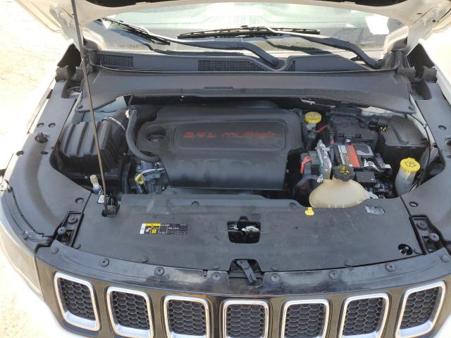 3C4NJCBB5JT339473 Jeep Compass Latitude