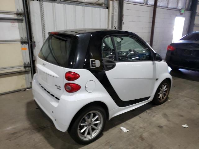 VIN WMEEJ9AA1FK839295 2015 Smart Fortwo no.3