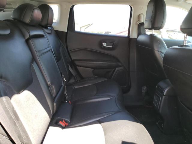 3C4NJCBB9KT699556 Jeep Compass Latitude