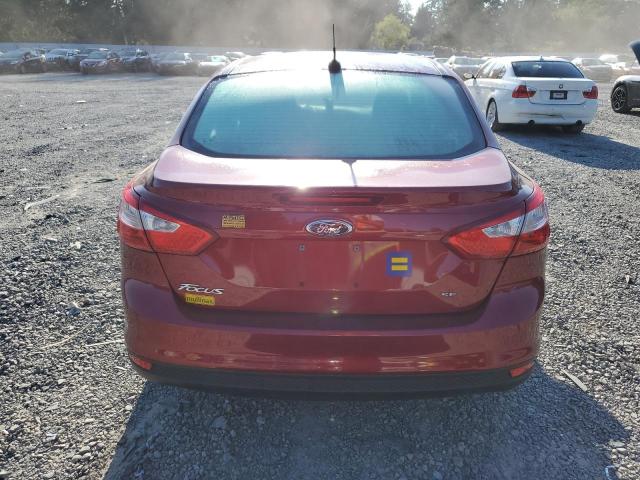 1FADP3F27EL211215 Ford FOCUS SE