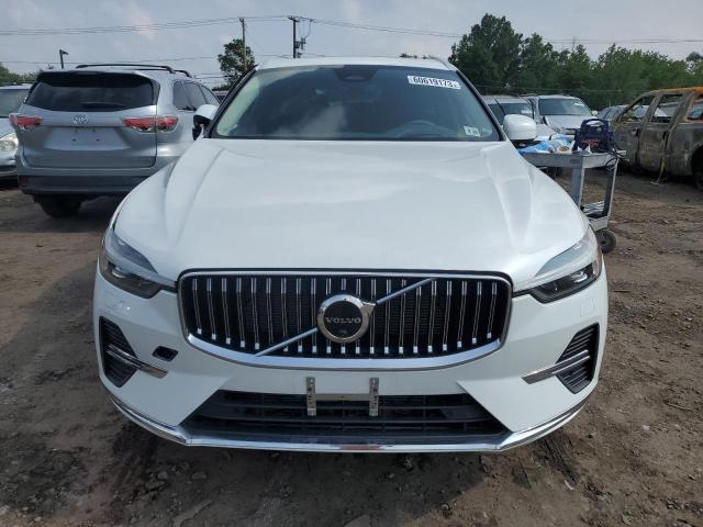 2022 VOLVO XC60 B5 IN - YV4L12RL9N1911011