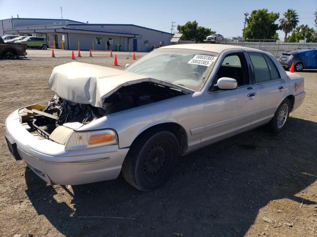 2002 Ford Crown Victoria 