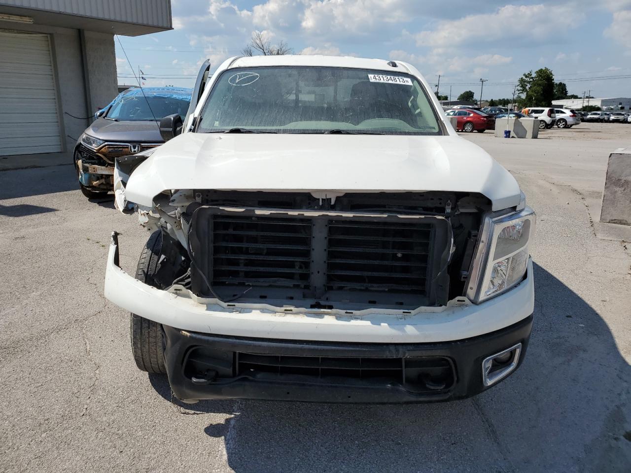 1N6AA1CJ2KN516911 NISSAN TITAN 2019