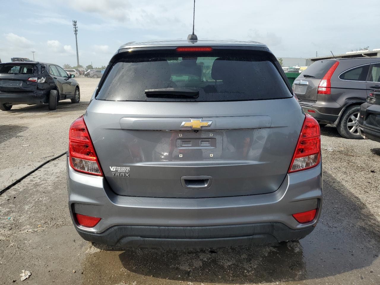 3GNCJKSB2LL192301 CHEVROLET TRAX 2020