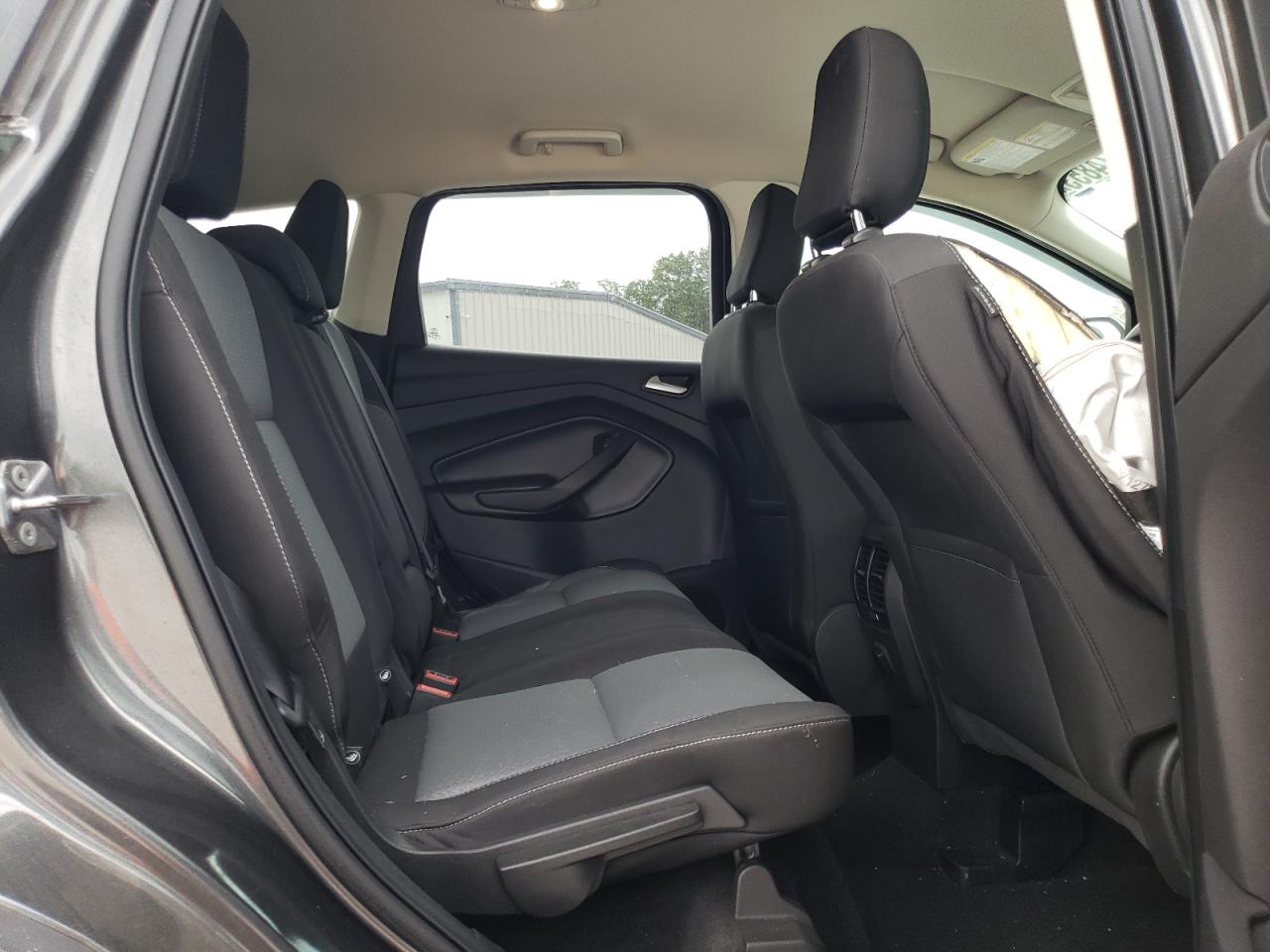 VIN: 1FMCU0GD9JUD20160 2018 FORD ESCAPE