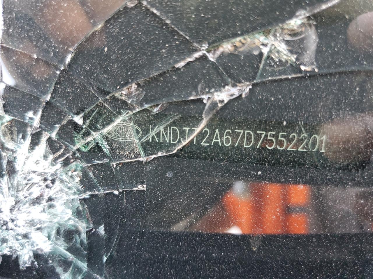 KNDJT2A67D7552201 2013 Kia Soul +