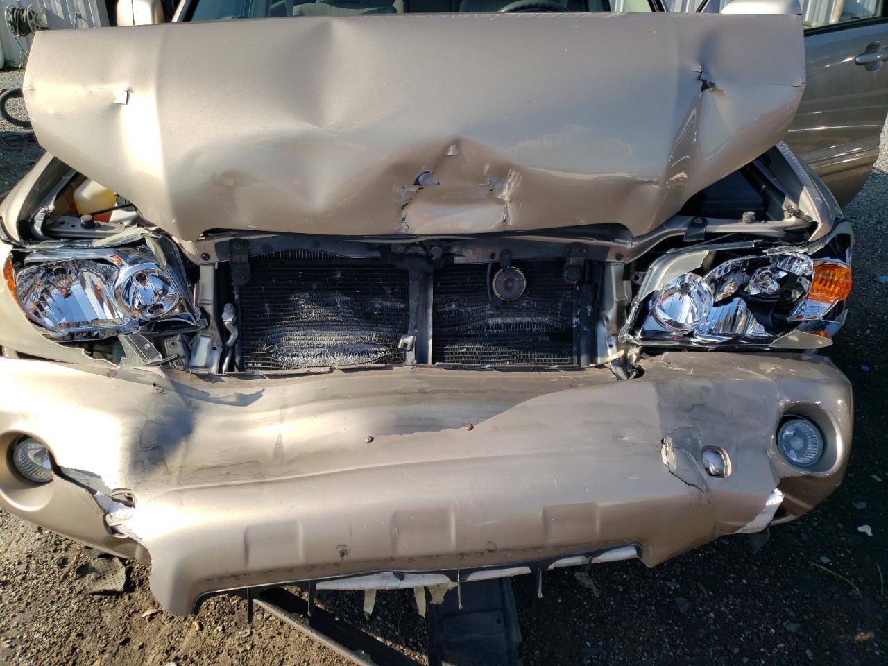 JTEEP21A550134204 2005 Toyota Highlander Limited