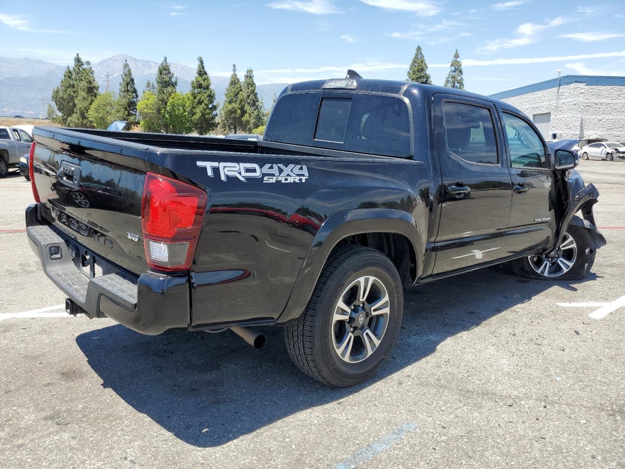 3TMCZ5AN6KM246075 TOYOTA TACOMA 2019