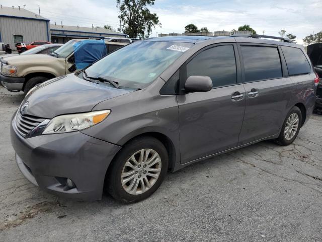 2014 Toyota Sienna XLE