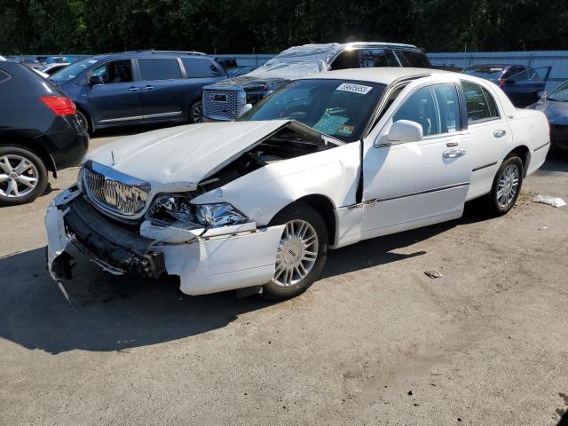 2009 Lincoln Town Car Signature Limited