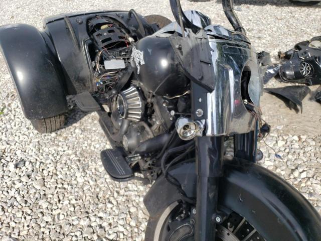 2016 HARLEY-DAVIDSON TRIKE - 1HD1MCM11GB861603