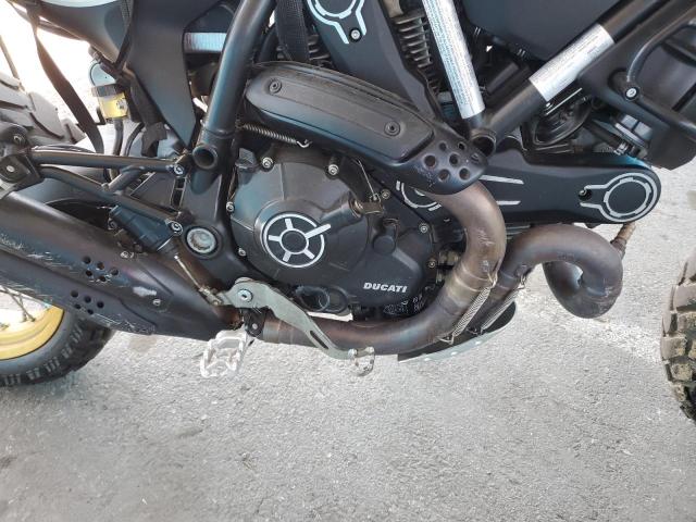 2017 DUCATI SCRAMBLER ZDMKAFBM1HB000148
