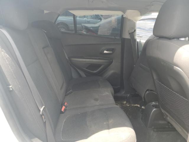 KL7CJNSB4JB608791 Chevrolet TRAX LS