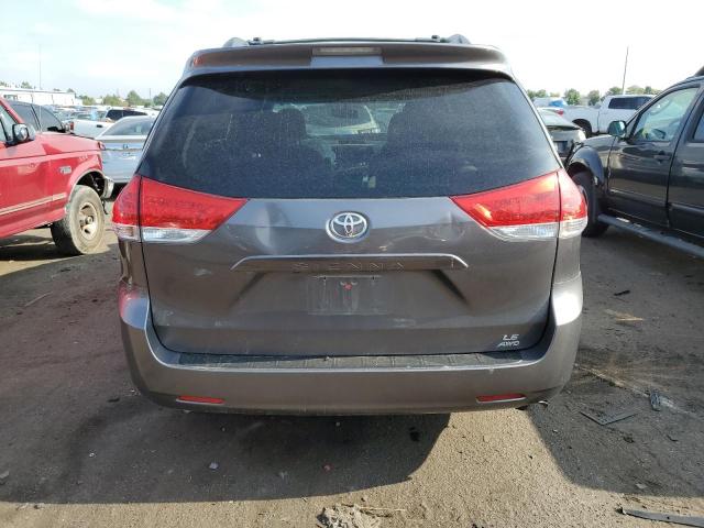 5TDJK3DC2ES084119 Toyota SIENNA LE