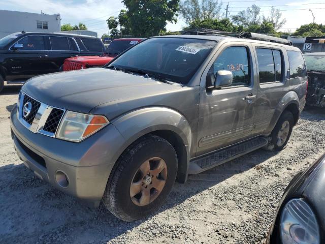 2005 Nissan Pathfinder LE