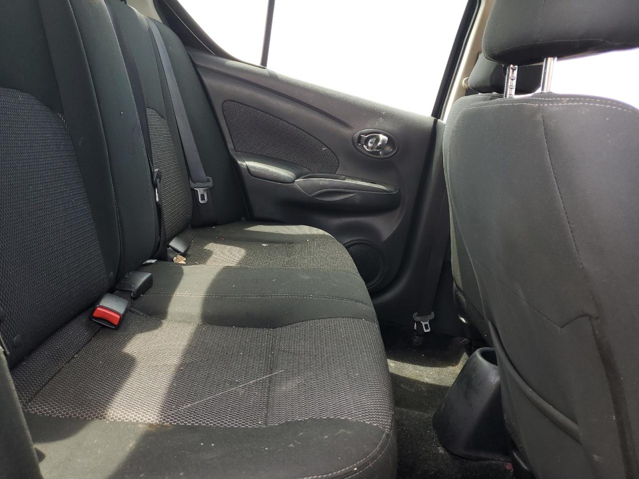 3N1CN7AP2JL877910 NISSAN VERSA 2018