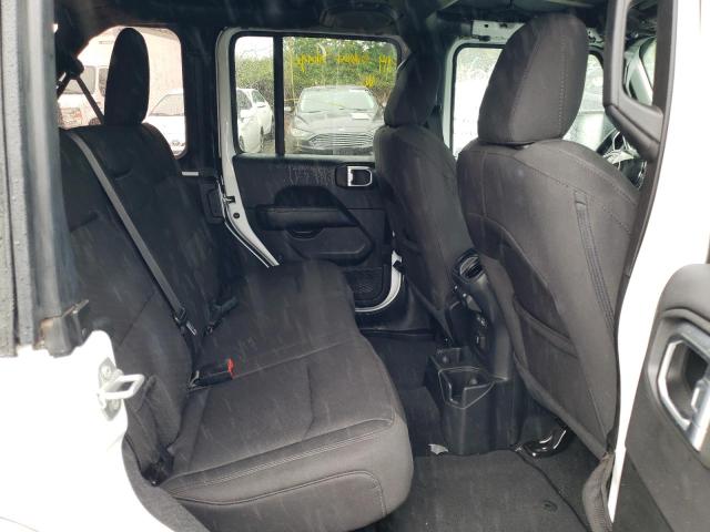 1C4HJXEN3PW562754 Jeep Wrangler Sahara