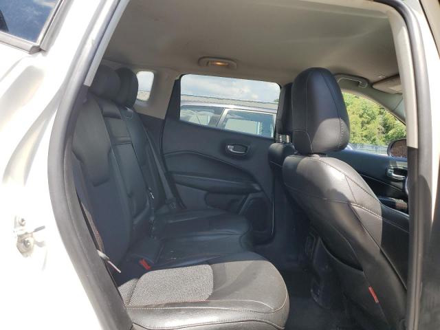 3C4NJDDB8KT667913 Jeep Compass Trailhawk