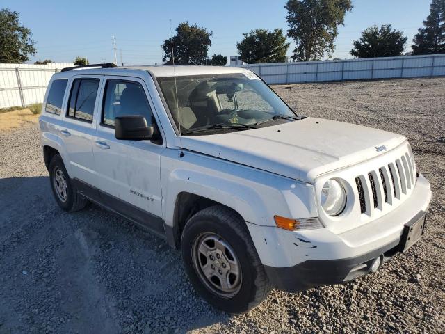 1C4NJPBA0GD527525 Jeep Patriot Sport