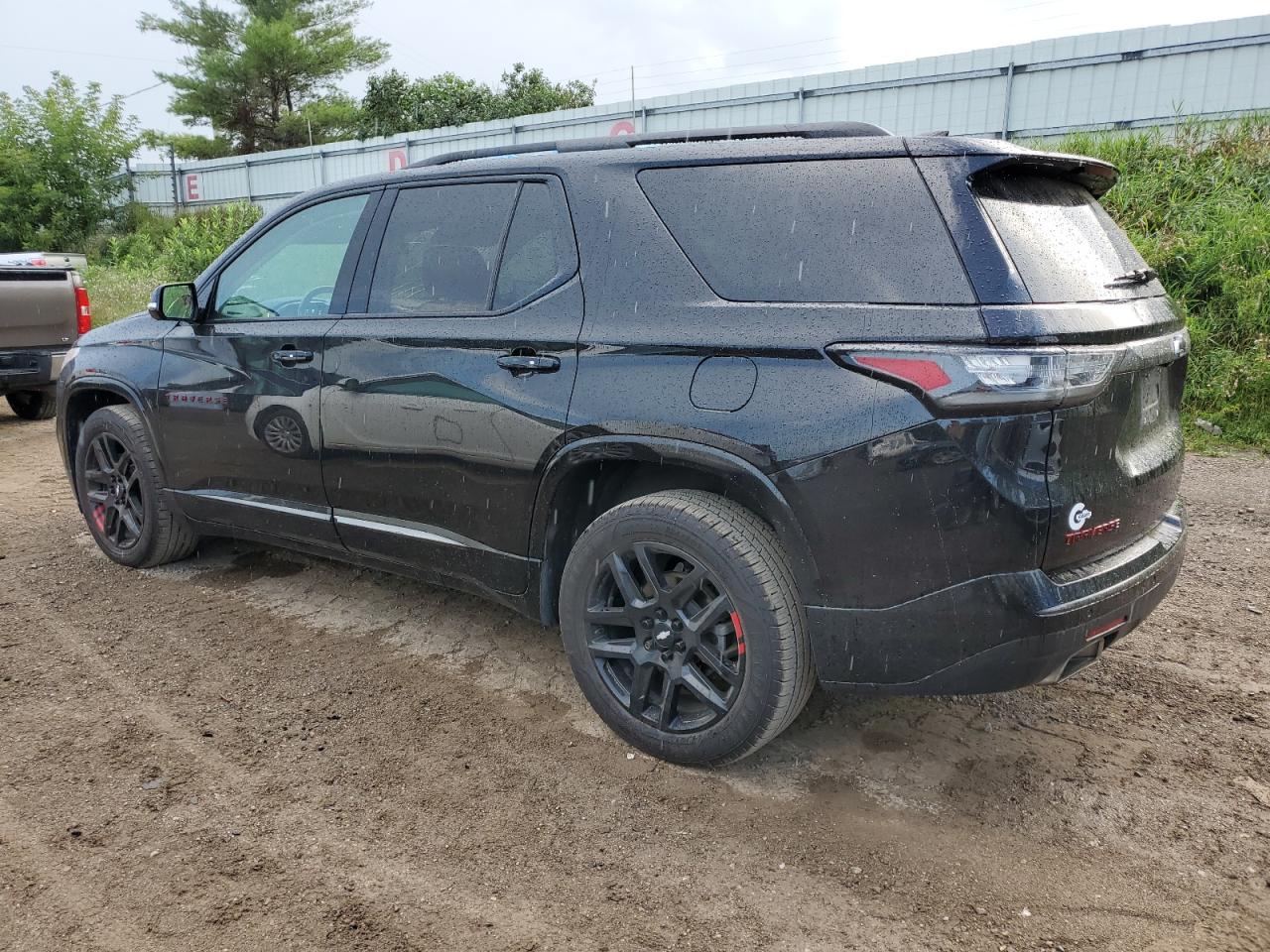 1GNEVKKW7LJ101983 Chevrolet Traverse P 2