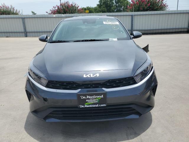 3KPF24AD1PE635954 Kia Forte LX 5