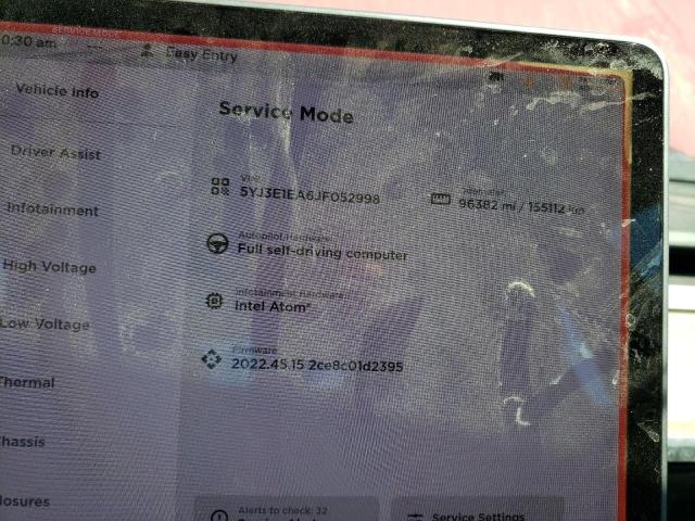 5YJ3E1EA6JF052998 Tesla MODEL 3