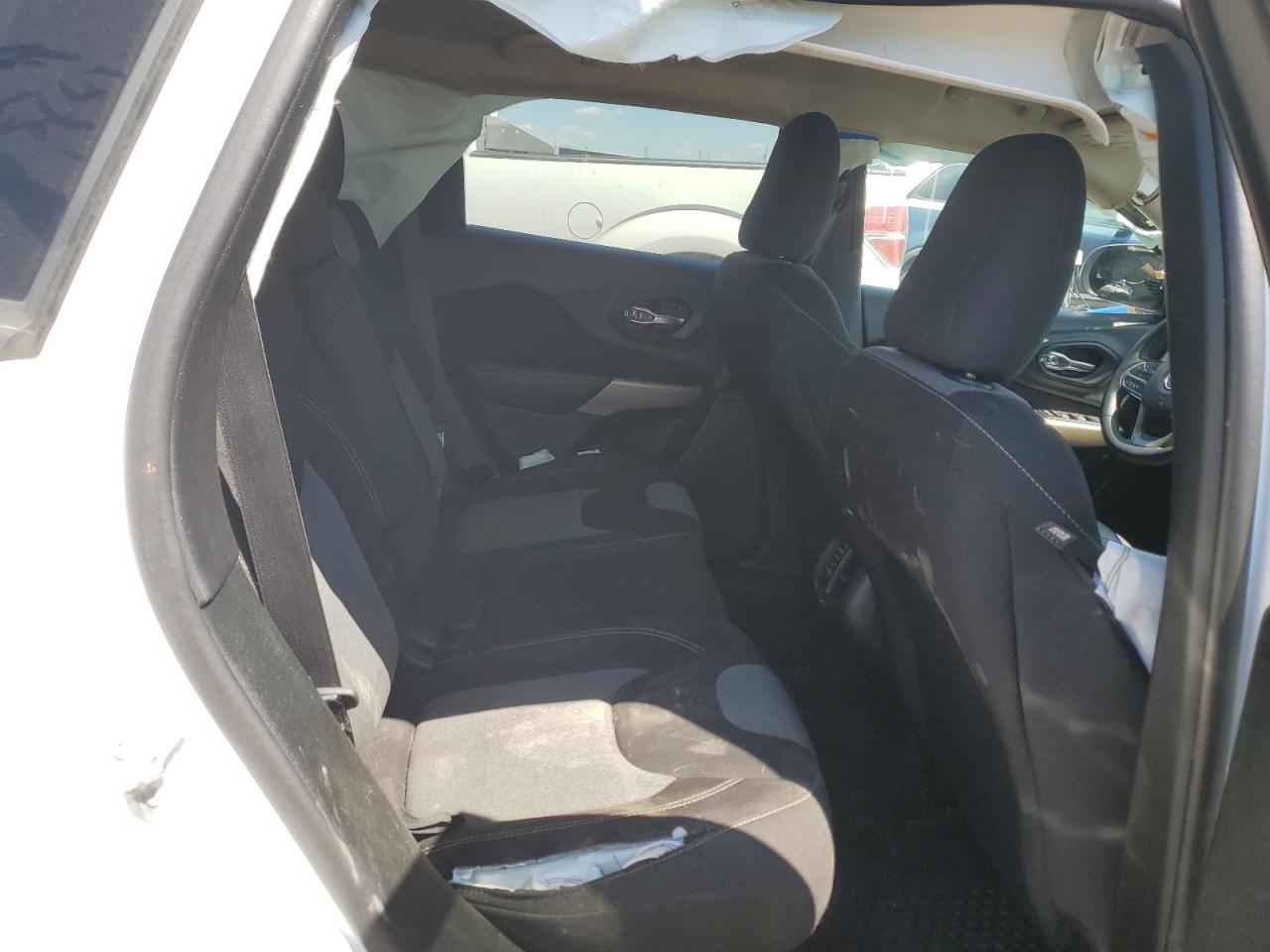 JEEP GRAND CHEROKEE SPORT