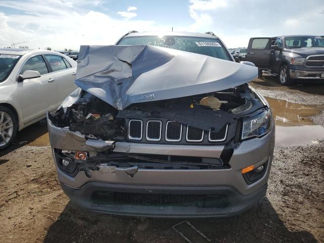 3C4NJDBB3KT645692 Jeep Compass Latitude