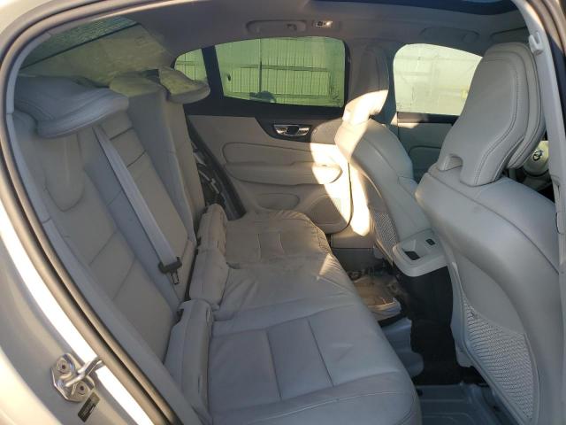 7JRA22TK1LG042679 Volvo S60 T6 Momentum
