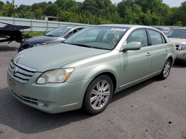 2005 Toyota Avalon XL