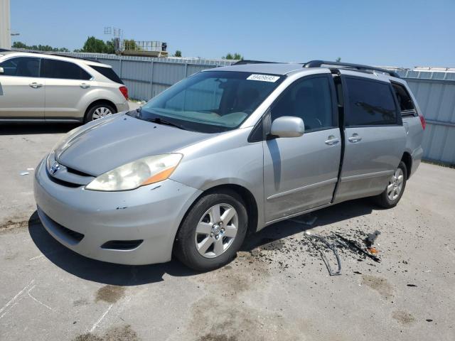 2010 Toyota Sienna XLE