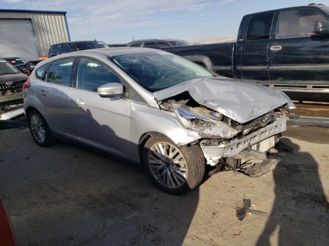 1FADP3N20JL290108 Ford Focus Titanium