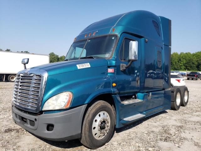 Lot #2503404414 2013 FREIGHTLINER CASCADIA 1 salvage car