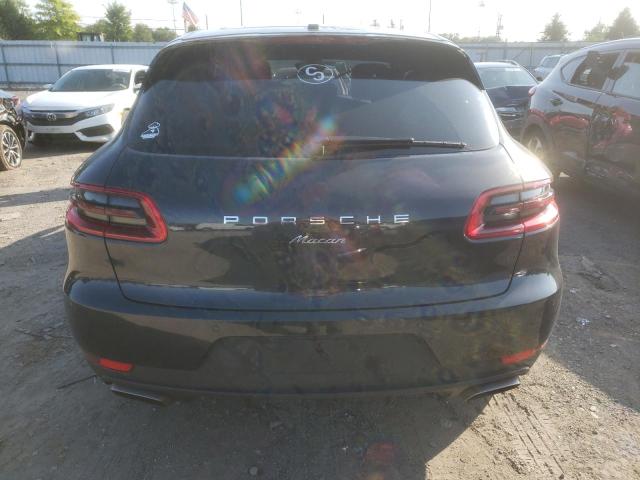 VIN WP1AA2A54JLB02777 2018 Porsche Macan no.6