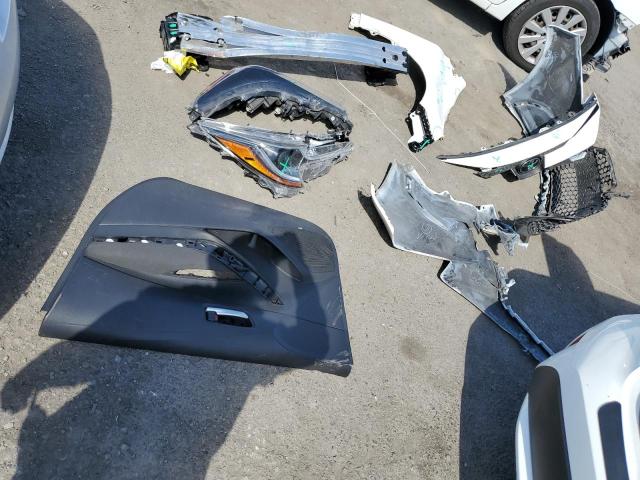 JTDVPMAE0MJ186593 Toyota COROLLA LE