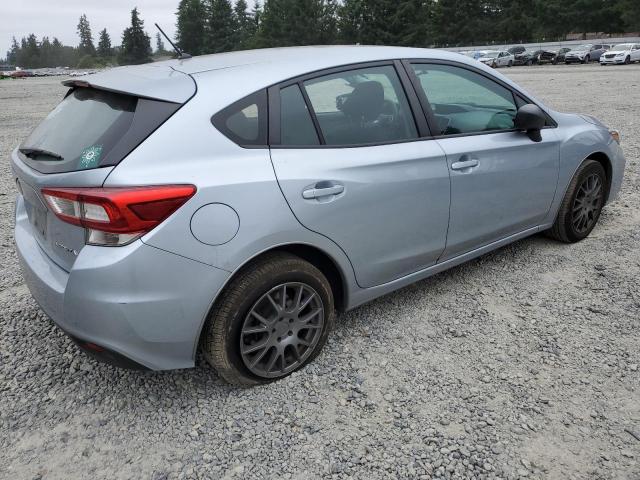 VIN: 4S3GTAA65J3720859 Auction: COPART Lot: 59165123 Location: WA - GRAHAM 4S3GTAA65J3720859 SUBARU IMPREZA 2018 SILVER Photo 3