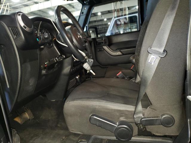 1C4BJWDG0GL235975 Jeep Wrangler Unlimited Sport