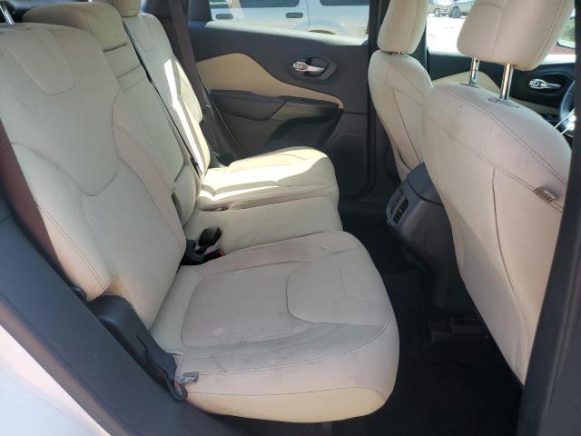 1C4PJLCB0GW171185 Jeep Cherokee Latitude